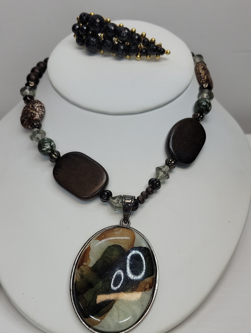Vintage Jewelry Bundle - Picture 2 of 4